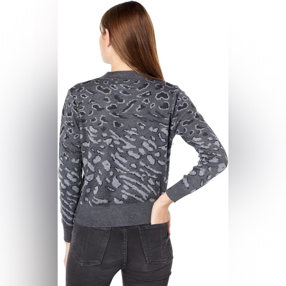 HEARTLOOM Anthropologie Natalia Grey Animal Print Crewneck Sweater - Medium - Picture 6 of 15